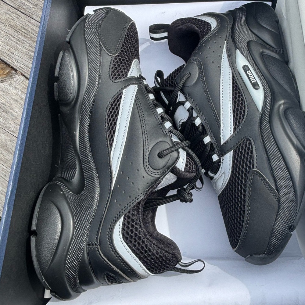 Dior B22 ‘Black Reflective’